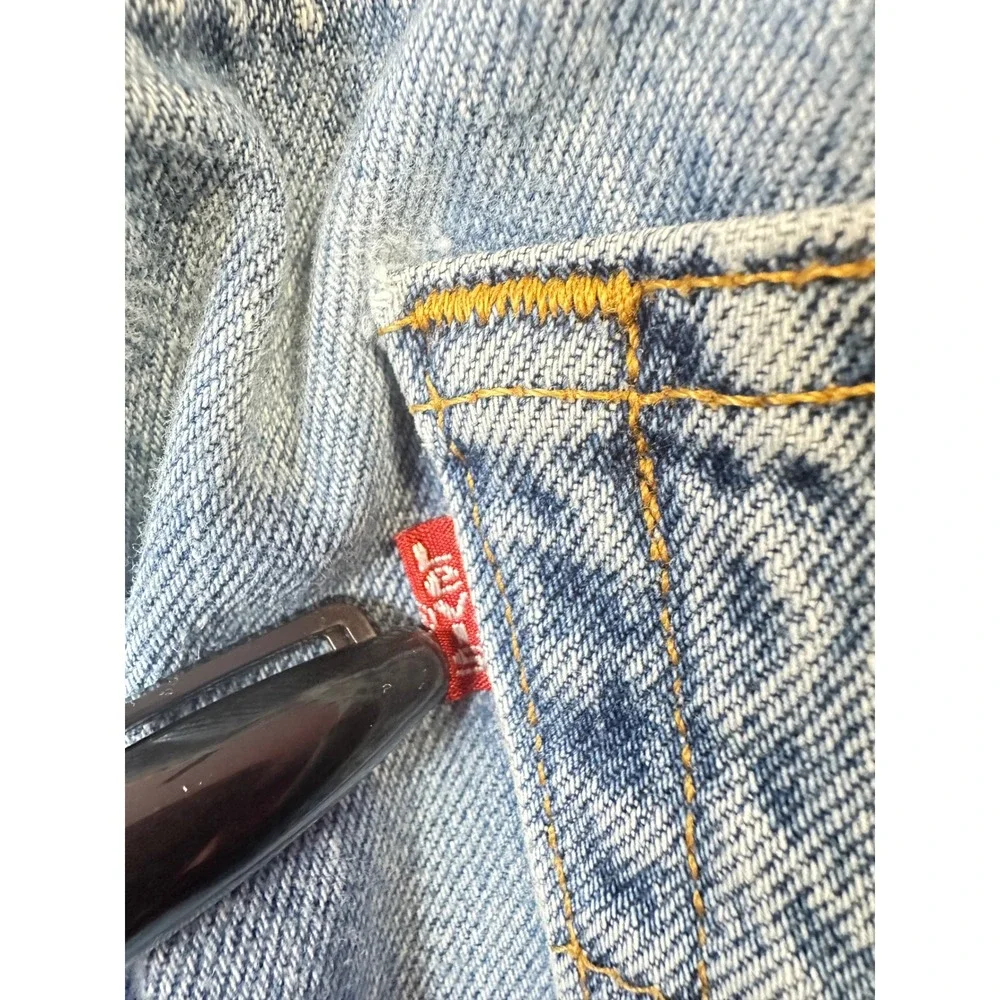 Levis classic responsibly garments